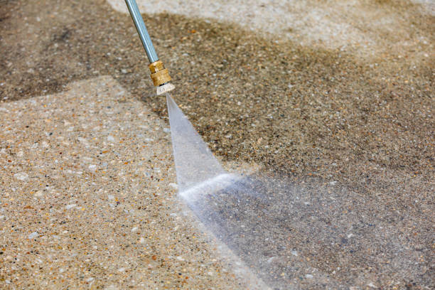 Best Patio and Deck Pressure Washing  in Country Clu, FL